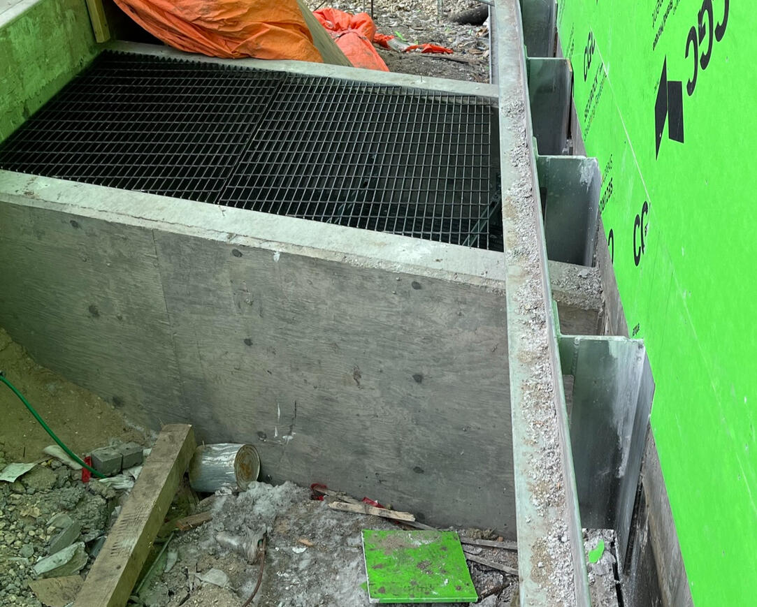 Electrical Pit Grating